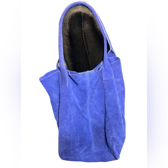 Vera Pelle Handbags - VERA PELLE Italian Leather Cobalt Blue Suede‎ Shoulder Slouch Bag.